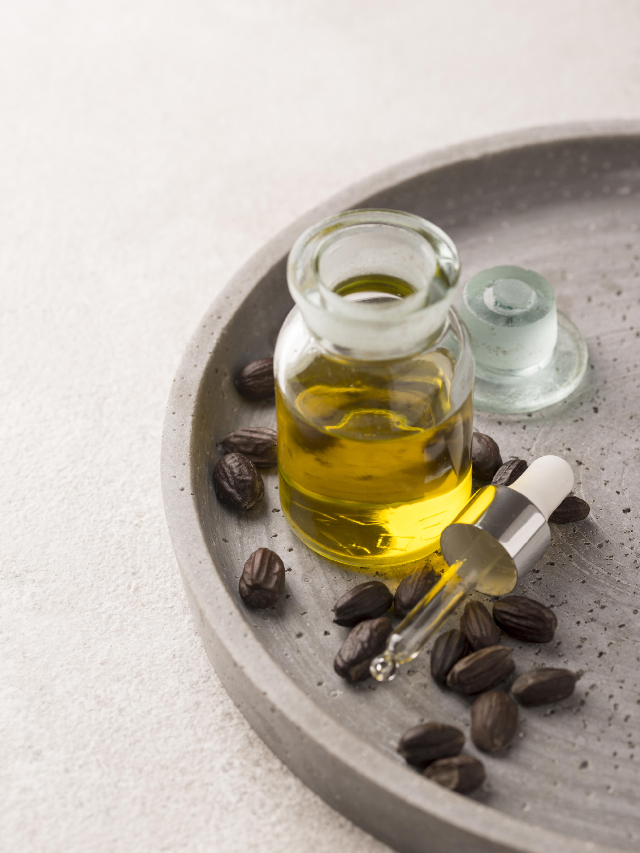 8 Amazing Benefits of Castor Oil for Skin You Need to Know